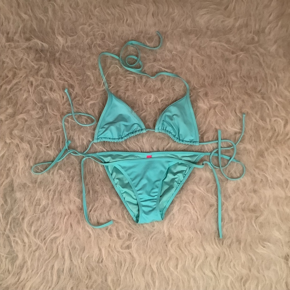 Victoria’s Secret Turquoise Bikini